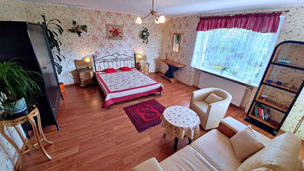Pensjonat Nostalgia Kołobrzeg Exterior foto